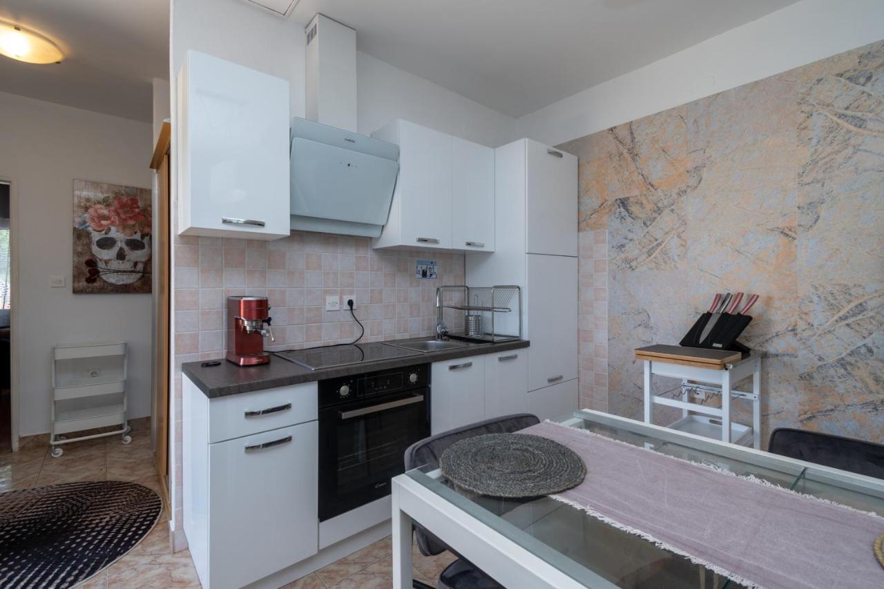 Apartments With Wifi Sali, Dugi Otok - 8189 Екстер'єр фото